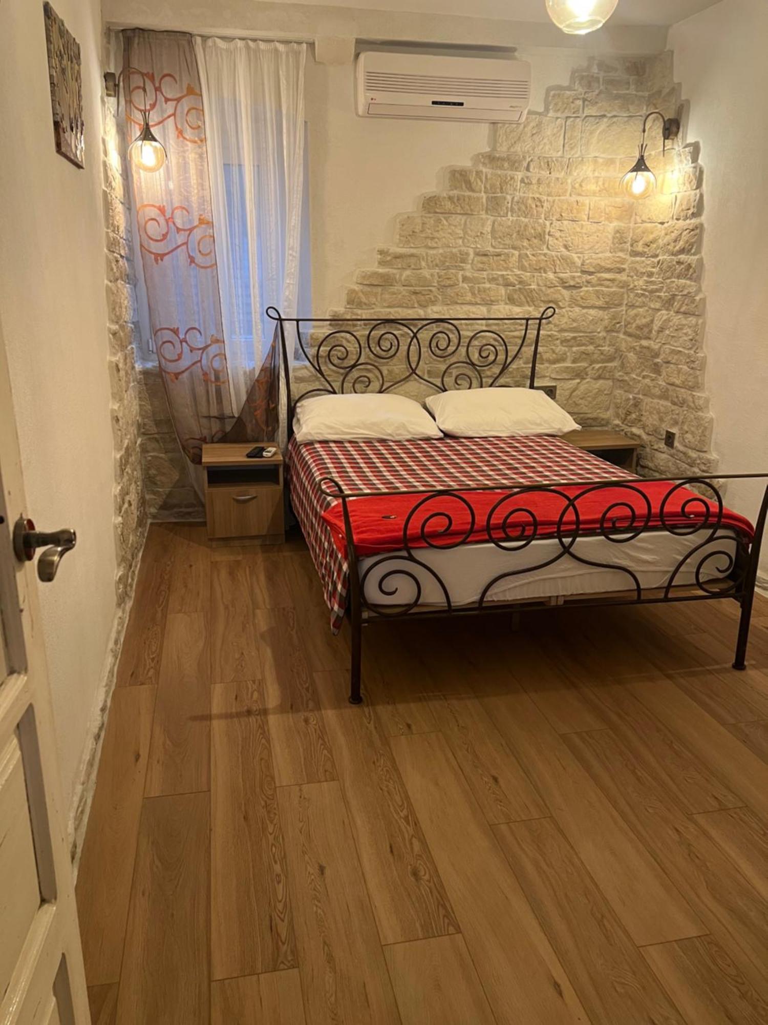 Apartment Nikolina Трогир Экстерьер фото