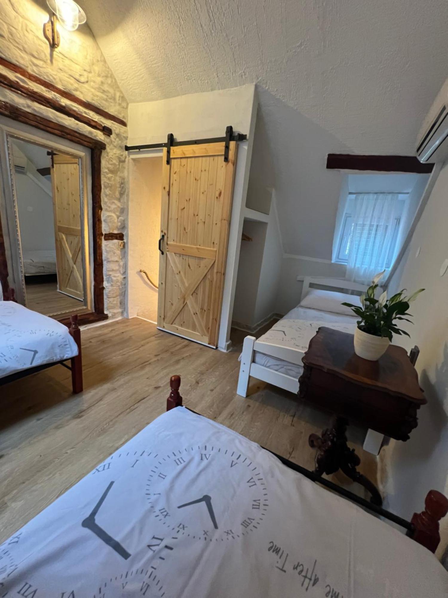 Apartment Nikolina Трогир Экстерьер фото