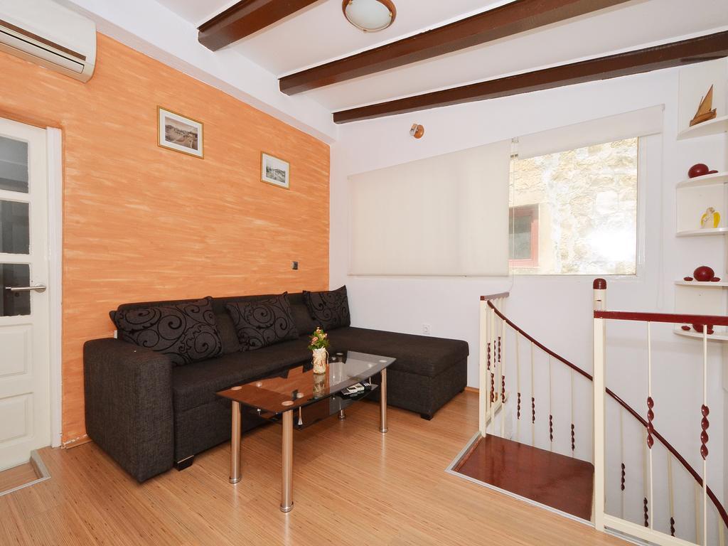 Apartment Nikolina Трогир Экстерьер фото